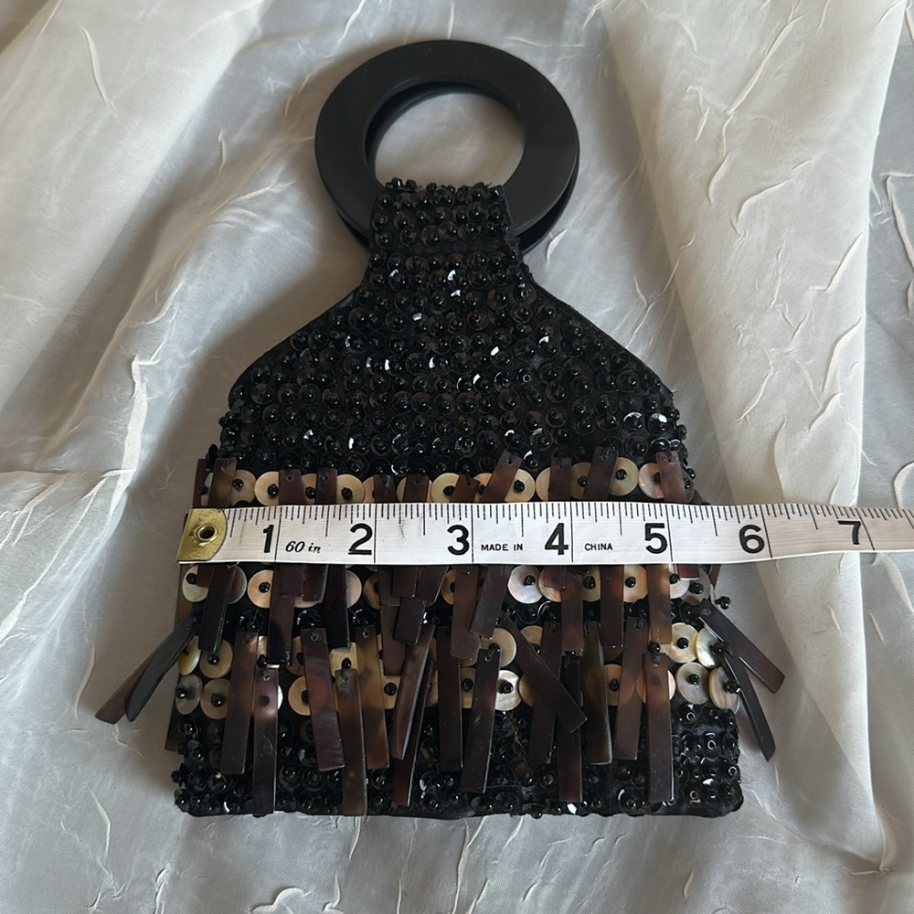 Chic pearl shell statement purse bag - Picture 4 of 9